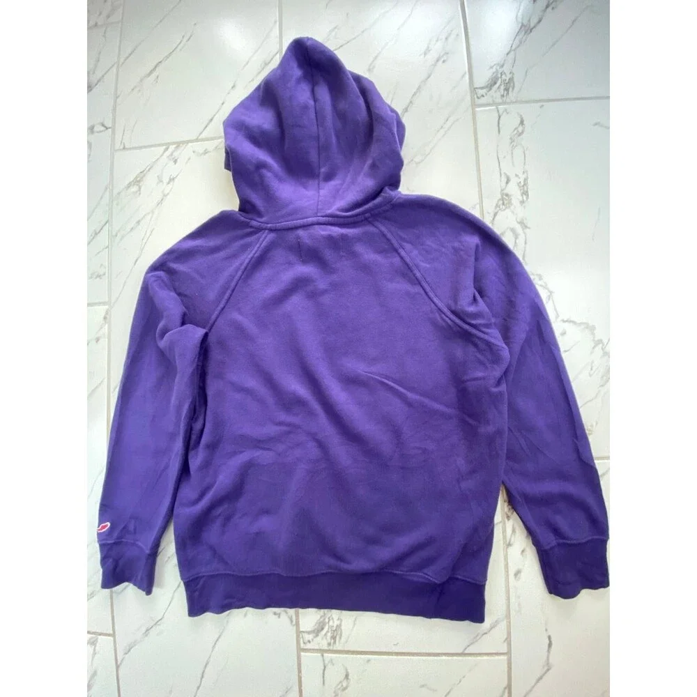 League purple men